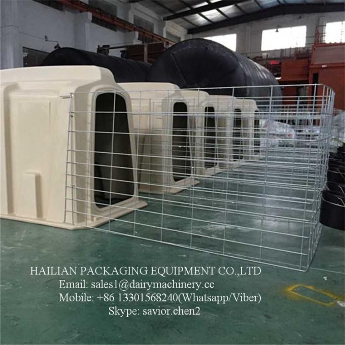 2500 X 1600 X 1400mm Calf Housing Plastic Calf Shelters For Calves