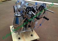 Vacuum Pump Portable Cow Milker Machine , Goats Milk Systems