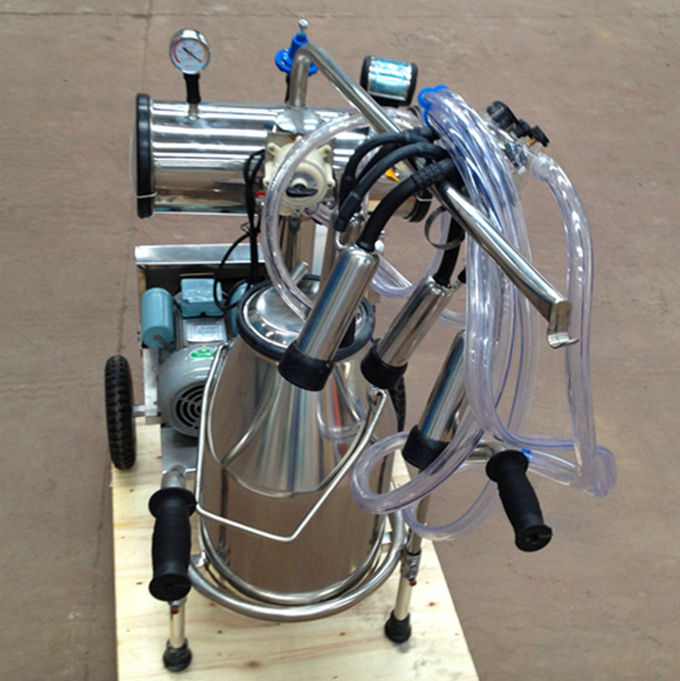 Single Bucket Portable Vacuum Pump Milking Machine With 250 l / Min